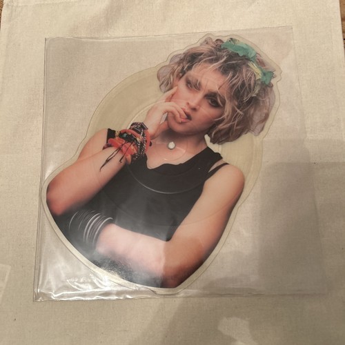 Madonna borderline shaped - borderline,